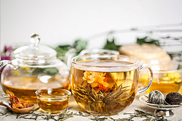 手腳冰涼喝什么茶好 黑糖姜茶、桂圓紅棗茶