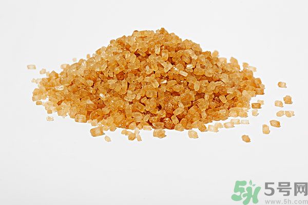紅糖和山楂能一吃嗎？紅糖和山楂煮水喝有什么好處？