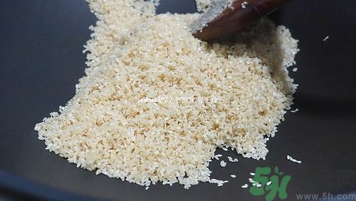 小魚干怎么炒好吃？蜜汁小魚干的做法