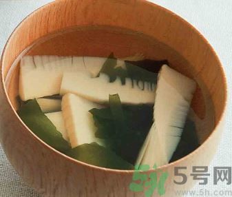 春天吃什么食物排肝毒？排肝毒吃什么最好？