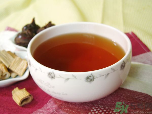 早上起床惡心想吐是怎么回事？起床惡心怎么辦？