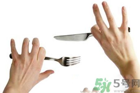 吃西餐刀叉怎么拿?吃西餐的正確方法是什么? 吃西餐刀叉怎么拿?吃西餐的正確方法是什么?