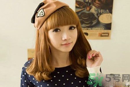 臉大的女生適合短發(fā)嗎？臉大的女生適合什么發(fā)型？