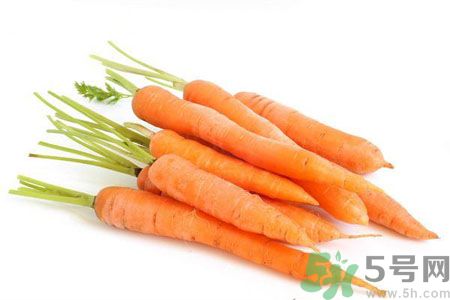 長痘痘肌膚干燥怎么辦？肌膚干燥吃什么食物好？