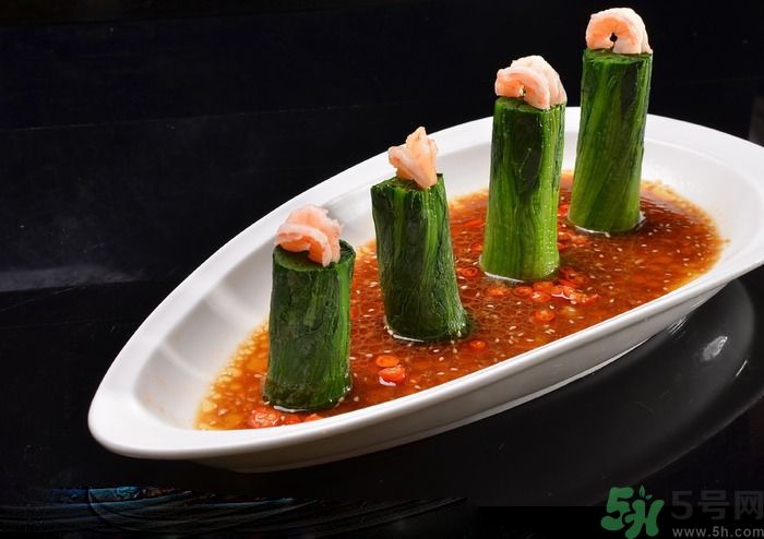 菠菜可以喝豆腐一起吃嗎？菠菜可以喝蝦一起吃嗎？