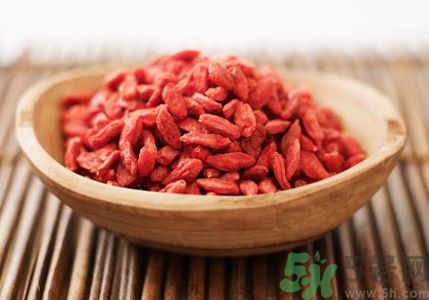 吃枸杞能治體虛嗎？怎么正確吃枸杞？