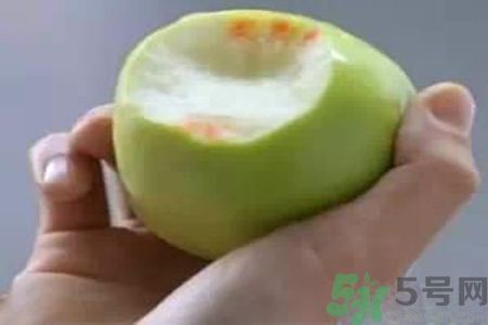 牙齦出血是怎么回事？牙齦出血怎么辦？