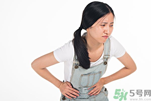 中午睡覺(jué)起來(lái)肚子疼怎么回事？中午睡覺(jué)后腹瀉是什么原因？