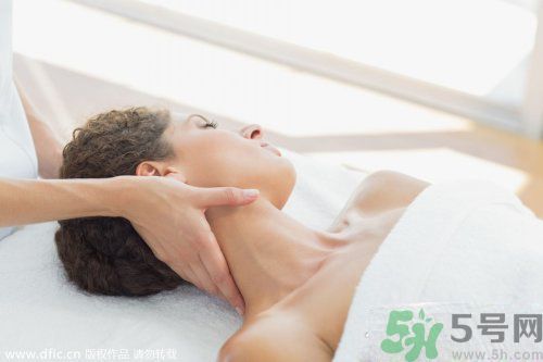 落枕了怎么辦？落枕了什么方法最有效？