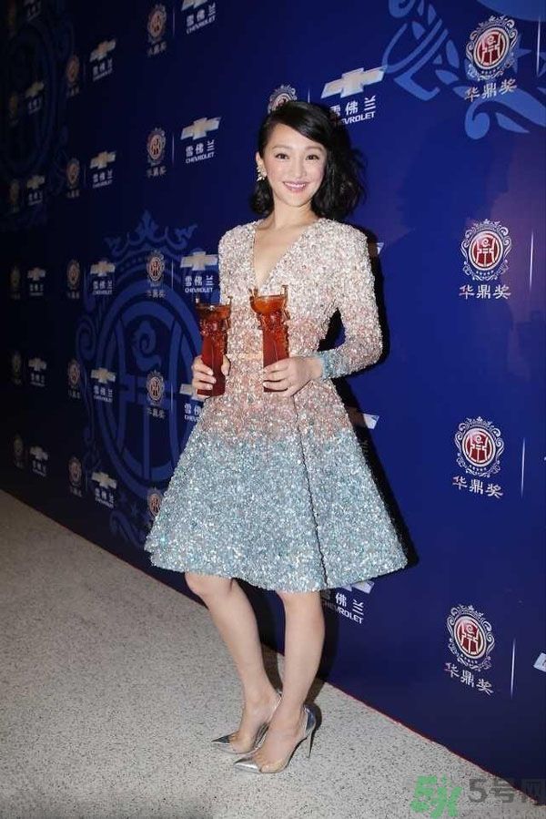 腿不夠長要穿什么？腿不夠長要穿它成就長腿！