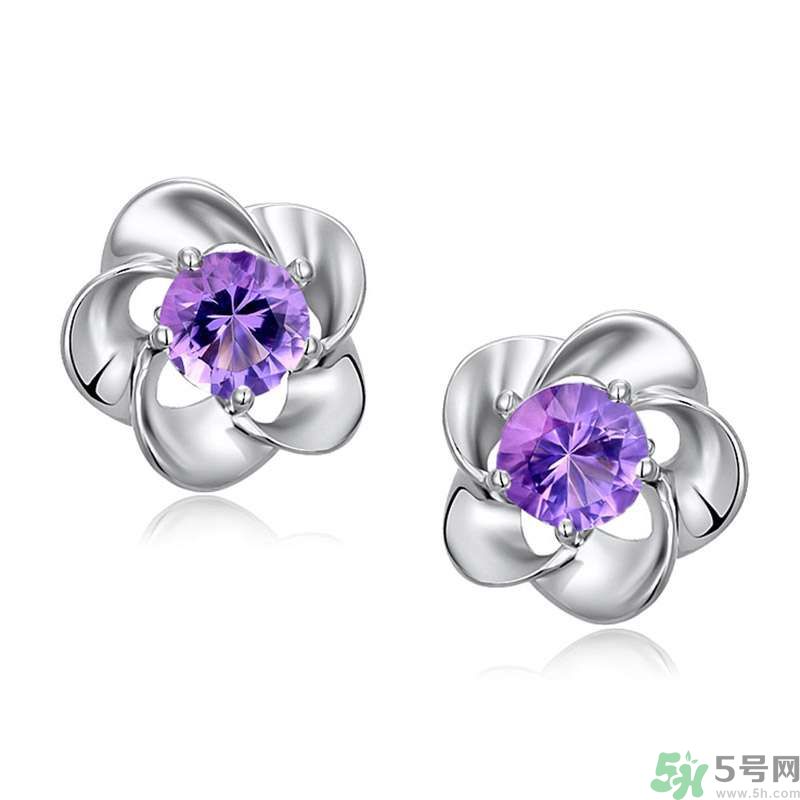 耳環(huán)適合臉型氣質(zhì)最重要？不同臉型適合什么耳環(huán)？