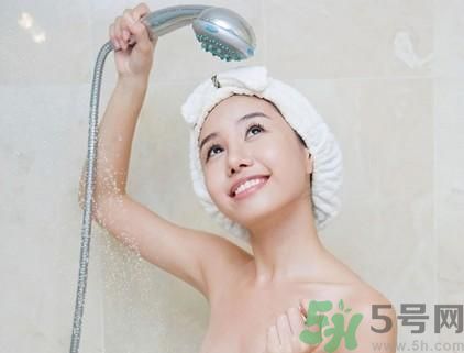 經(jīng)期可以洗澡嗎？經(jīng)期可以洗頭嗎？