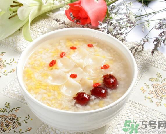 貧血吃什么補(bǔ)血？貧血吃阿膠好嗎？
