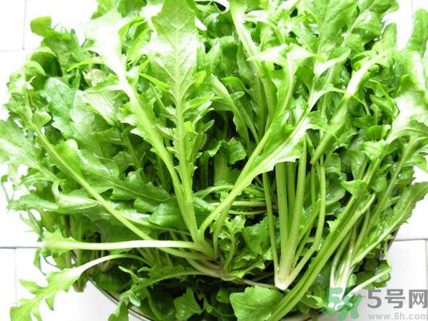 薺菜為什么要焯水？薺菜要用開水燙嗎？