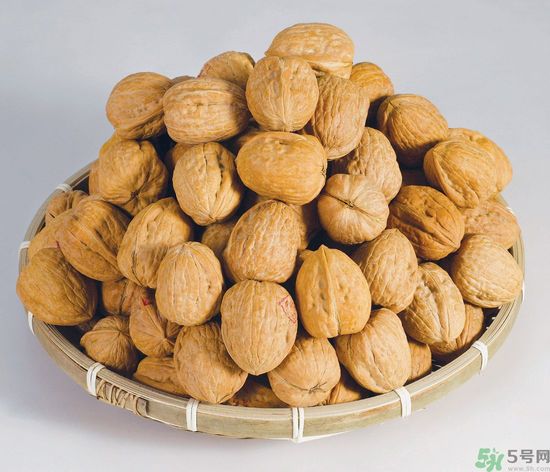 胡桃可以減肥嗎？吃胡桃有什么好處？