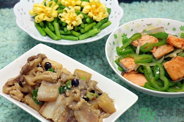 蘆筍開(kāi)花了還可以吃嗎？蘆筍尾部開(kāi)花能吃嗎？