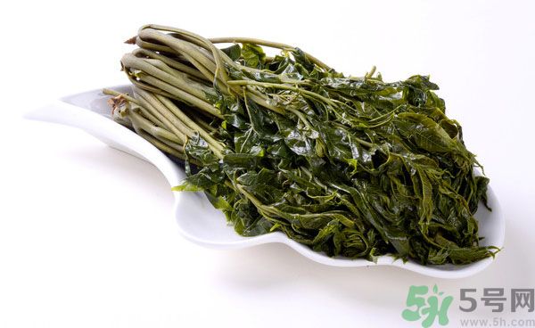 吃香椿要焯水嗎？吃香椿焯水還有營養(yǎng)價(jià)值嗎？