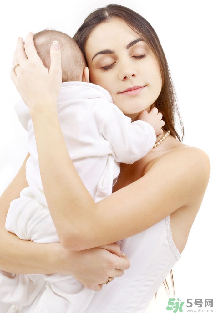 女生手腳冰涼是什么原因？手腳冰涼怎么調(diào)理？