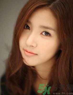女生手腳冰涼是什么原因？手腳冰涼怎么調(diào)理？