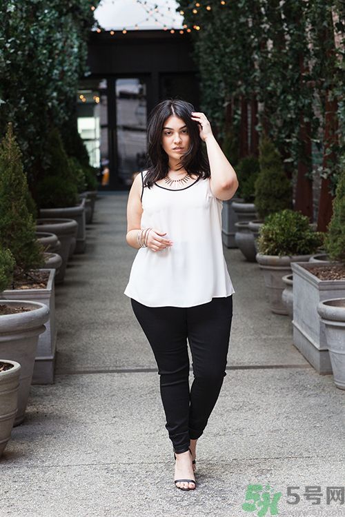 長得胖女生怎么穿衣服顯瘦？胖女孩穿什么褲子好？