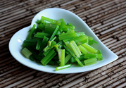 鼻炎能吃芹菜嗎？鼻炎吃芹菜好嗎？