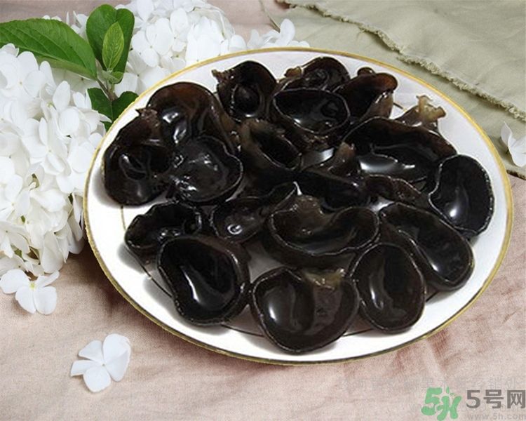 孕婦可以吃黑木耳嗎？孕婦不能吃黑木耳的原因？
