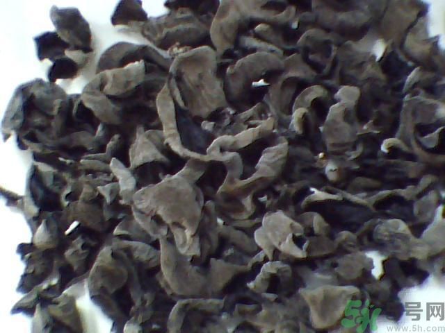 黑木耳的價(jià)格是多少？黑木耳要怎么挑選？