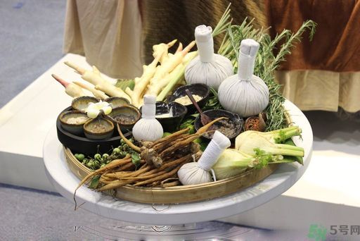 胃潰瘍吃什么藥？調(diào)理胃潰瘍的藥有哪些？