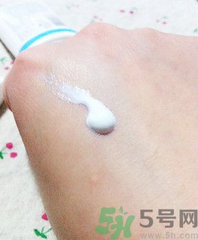 apieu防曬霜怎么樣？apieu防曬霜好用嗎？