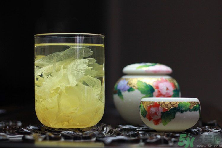 月經(jīng)期間可以喝牡丹花茶嗎？月經(jīng)期間和牡丹花茶好嗎？