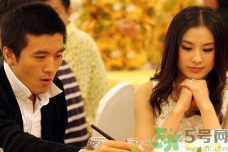 黃圣依和楊子離婚了嗎？黃圣依和楊子什么關(guān)系？