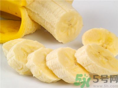 香蕉皮是青的可以吃嗎？吃香蕉要注意什么？