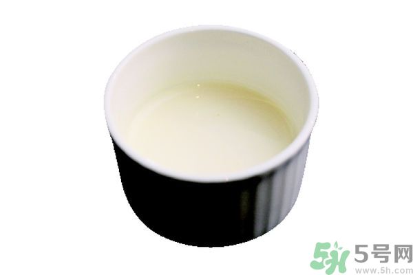 牛奶過期了還能怎么利用？牛奶能去魚腥味嗎？