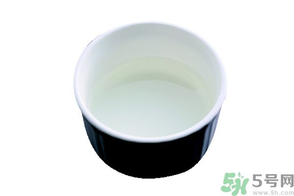 牛奶過期了還能怎么利用？牛奶能去魚腥味嗎？