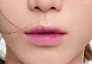 咬唇妝怎么畫圖解視頻教程？咬唇妝的畫法