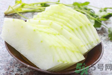 冬瓜可以去眼袋嗎？冬瓜怎么去眼袋？