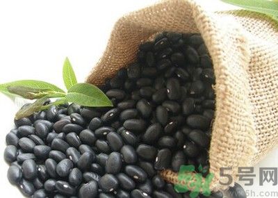 黑豆要泡多久才會(huì)軟？黑豆要越泡越久嗎？