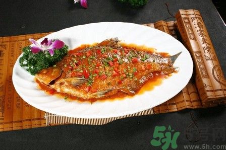 武昌魚是鳊魚嗎？武昌魚和鳊魚區(qū)別哪個好吃？