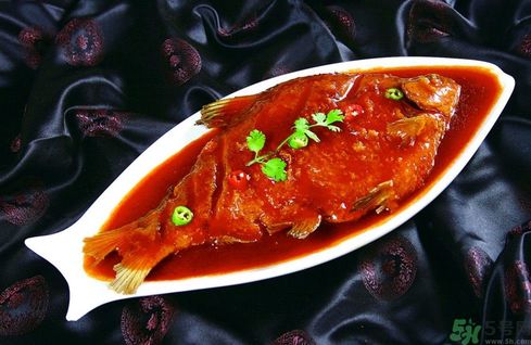 武昌魚是鳊魚嗎？武昌魚和鳊魚區(qū)別哪個好吃？