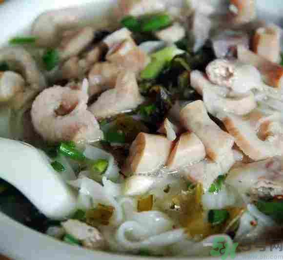 早餐吃面還是包子比較好？早餐吃包子和面健康嗎？