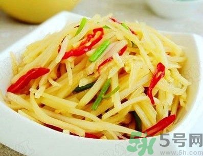 土豆皮變綠還可以吃？土豆發(fā)青吃了會中毒嗎？