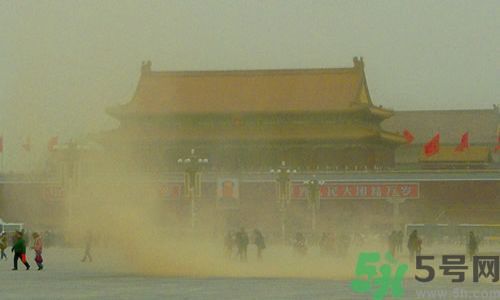 沙塵暴逼近北京到哪里了？遇到沙塵暴怎么辦？