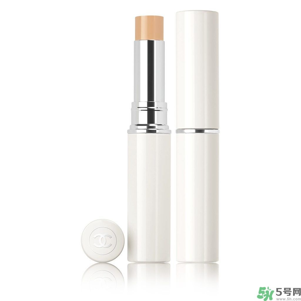 香奈兒珍珠光采遮瑕筆適合什么膚質(zhì)？敏感膚質(zhì)可以用香奈兒珍珠光采遮瑕筆嗎？