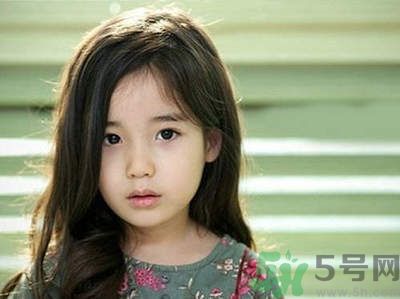 13歲新娘嫁16歲丈夫后懷孕 稱婚姻并非強迫是怎么回事？