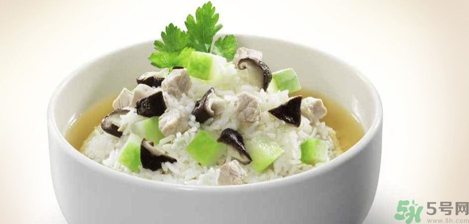 吃湯泡飯傷胃嗎？湯泡飯有什么危害？