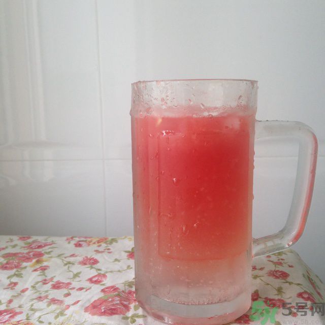 西瓜搭配什么水果榨汁好喝？西瓜的另類吃法有哪些？