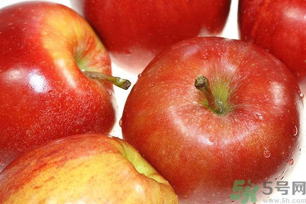 蘋(píng)果皮上的蠟對(duì)身體有害嗎？蘋(píng)果蠟吃了會(huì)