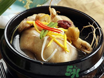 燉雞湯前要焯一下嗎？雞湯怎么燉才最鮮？