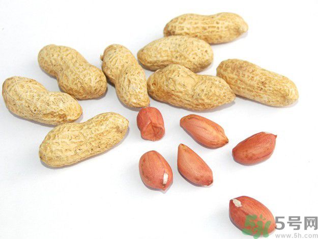 花生可以美白牙齒嗎？怎么用花生美白牙齒？