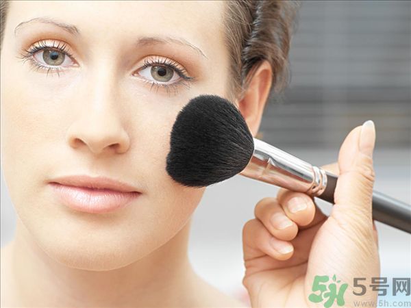 化妝刷如何使用效果好？化妝刷該怎么保養(yǎng)？